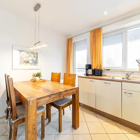 Liebevoll Eingerichtetes * רשלין